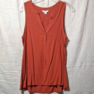 Crown & Ivy Terracotta Sleeveless Top